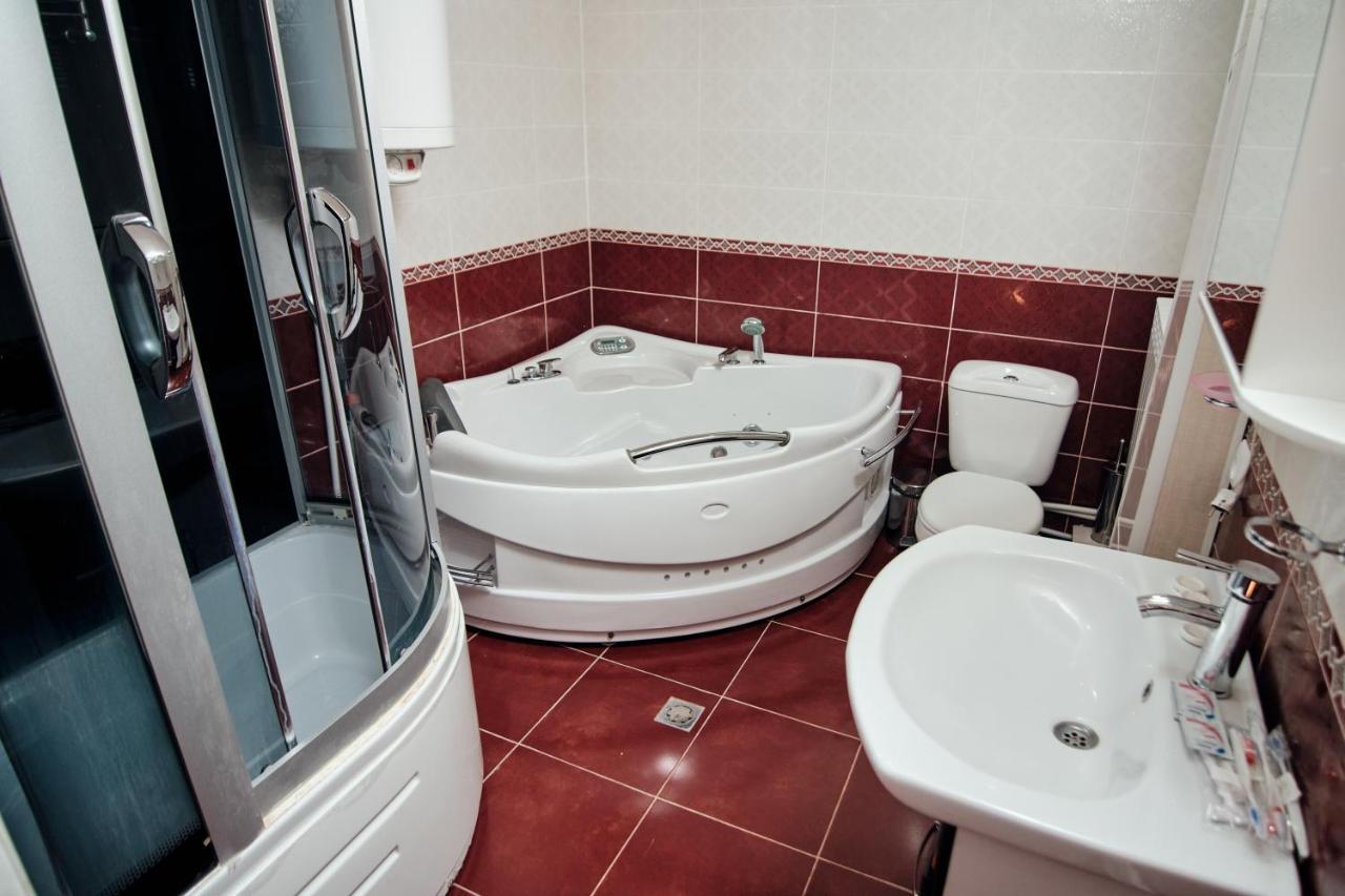 Aparthotel Ro Metro Gyumri Esterno foto