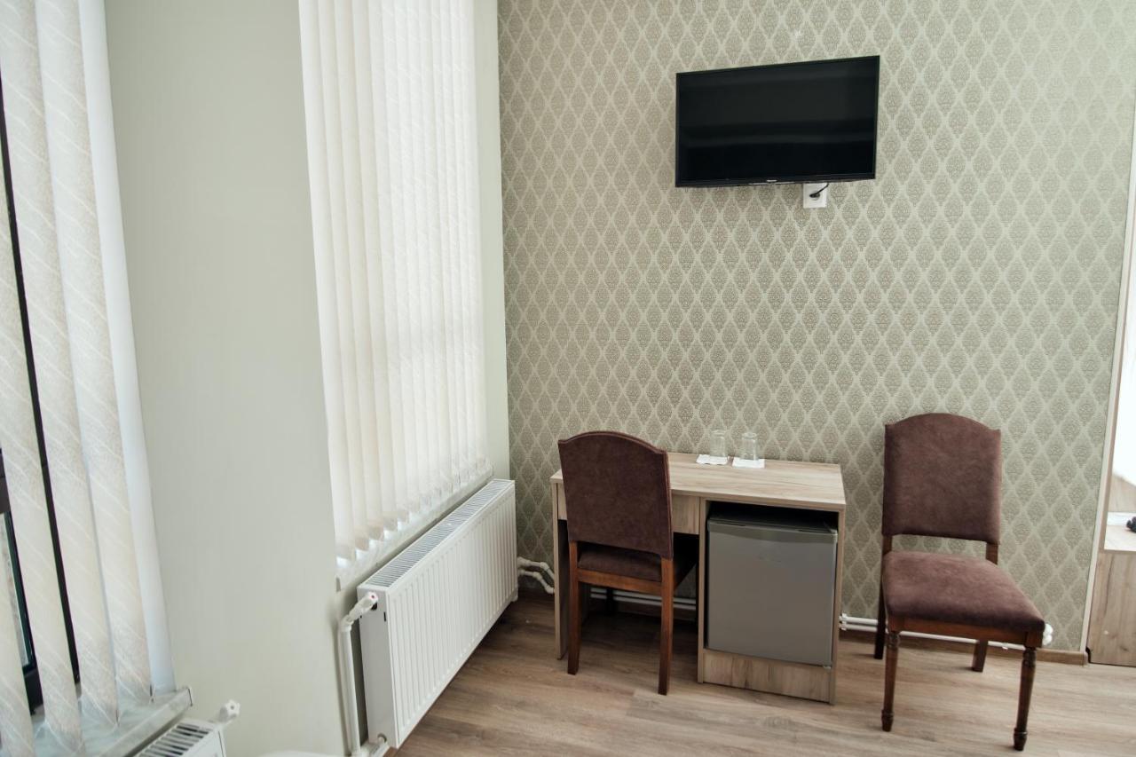Aparthotel Ro Metro Gyumri Esterno foto