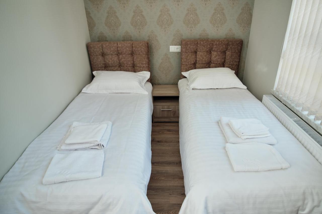 Aparthotel Ro Metro Gyumri Esterno foto