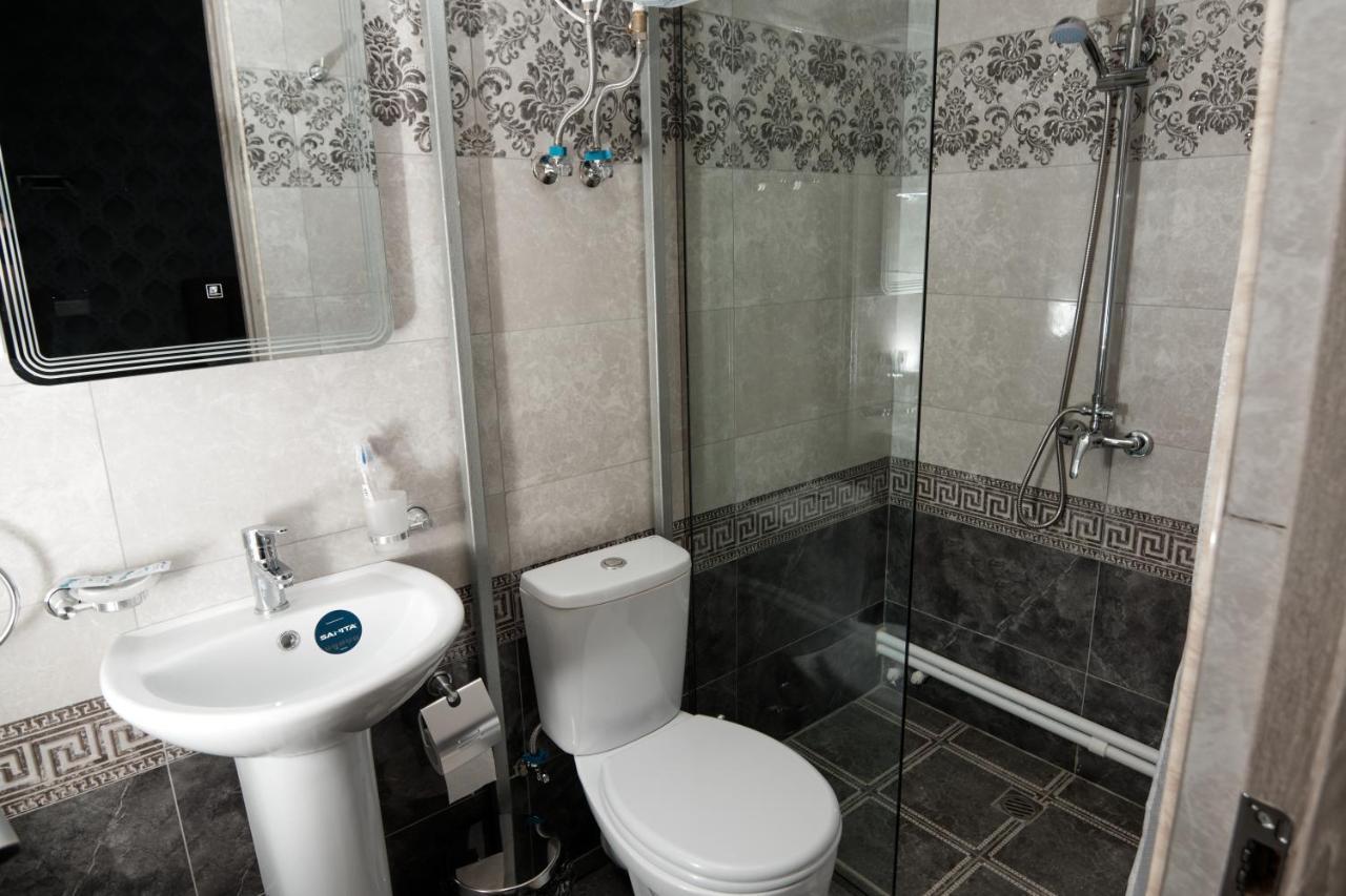 Aparthotel Ro Metro Gyumri Esterno foto
