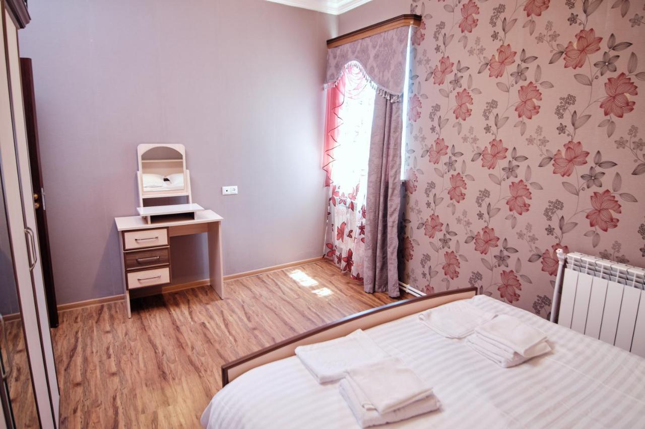 Aparthotel Ro Metro Gyumri Esterno foto