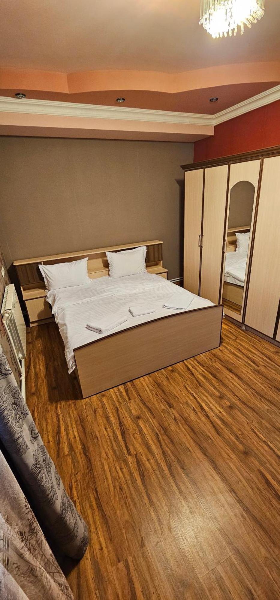 Aparthotel Ro Metro Gyumri Esterno foto